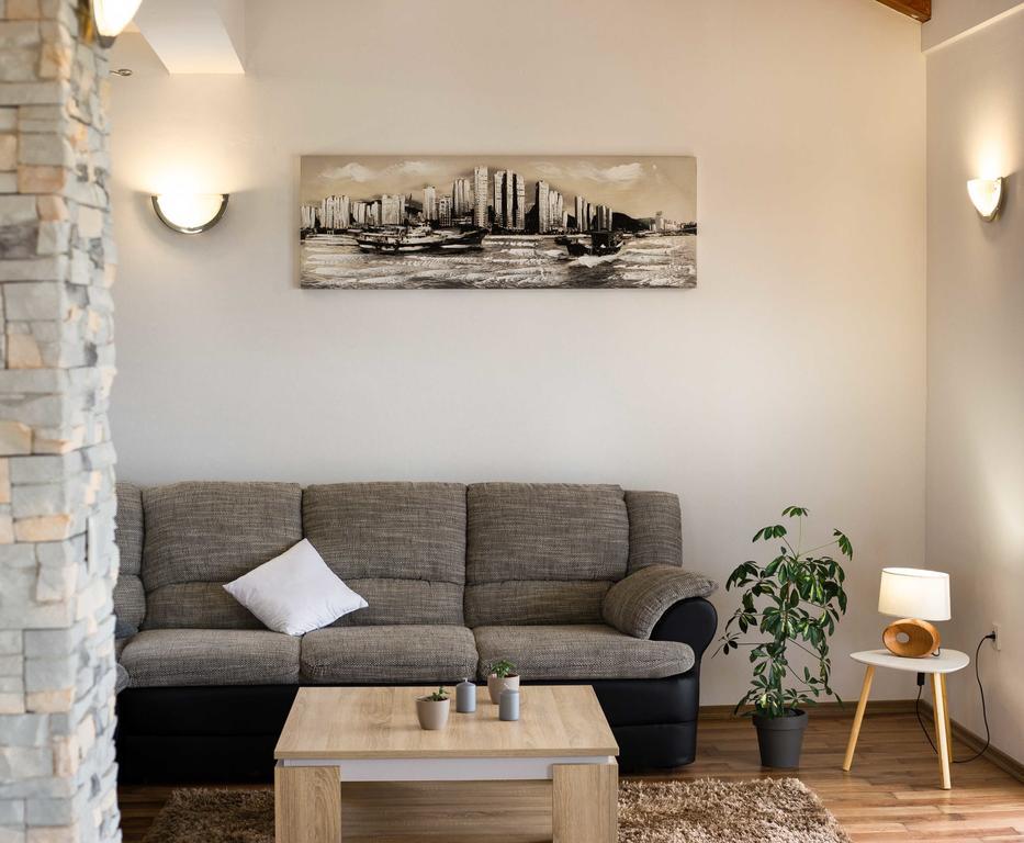 Apartment Arta โวดีเซ ภายนอก รูปภาพ